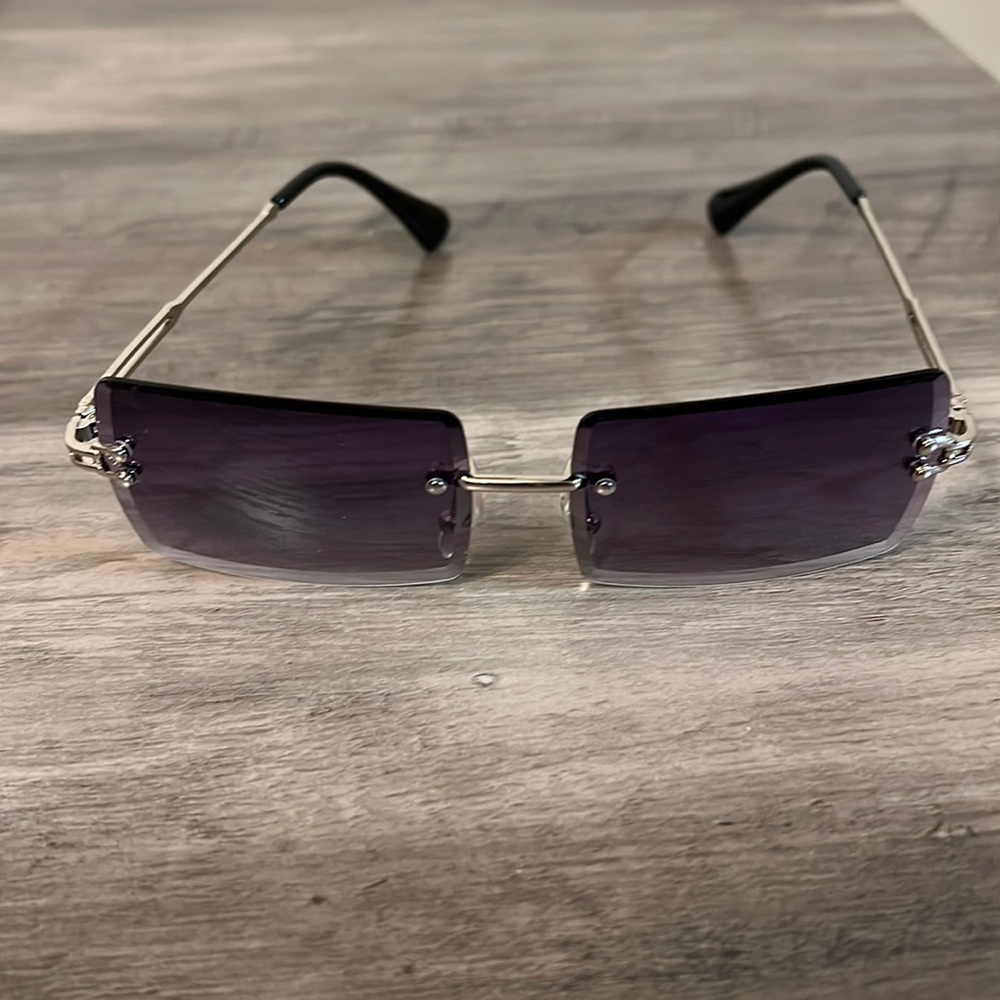 Glasses are nice for small or medium face size
